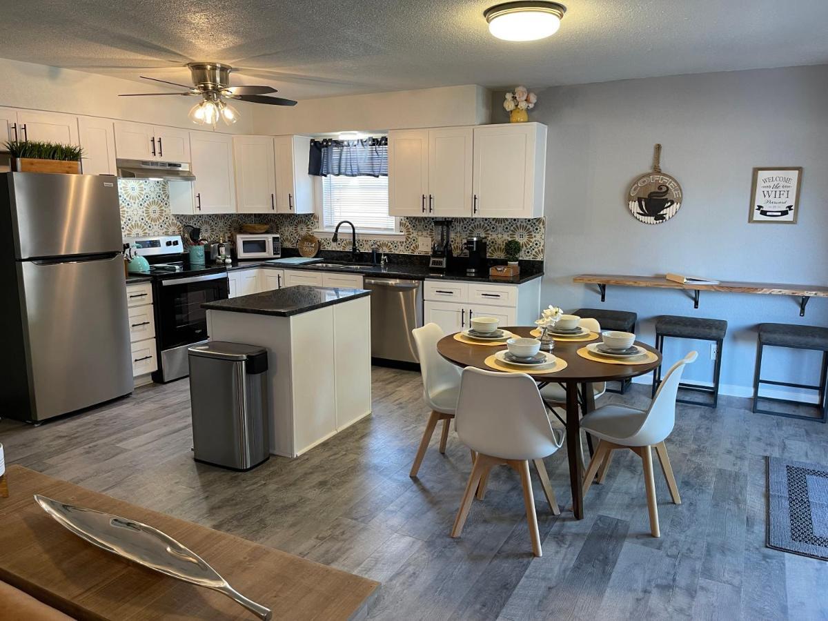 Sunrise Experience W/King Size Bed & Pet Friendly Villa Roswell Exterior photo