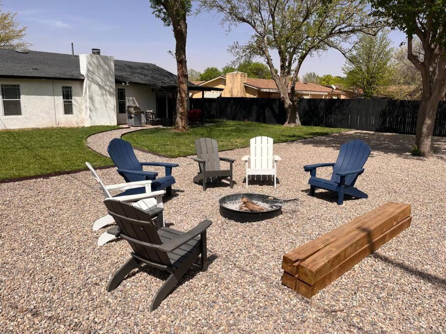Sunrise Experience W/King Size Bed & Pet Friendly Villa Roswell Exterior photo