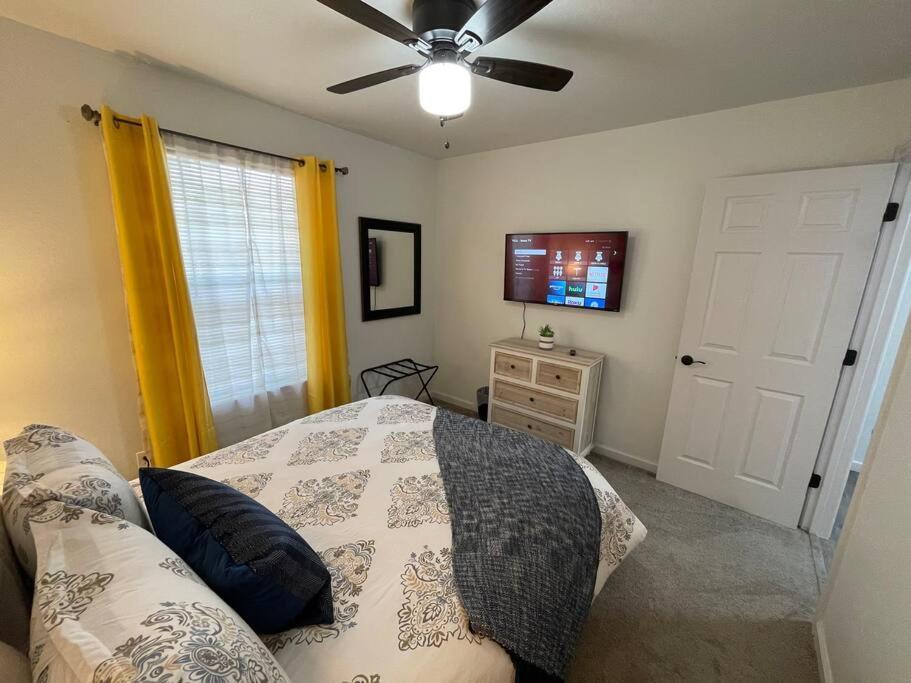 Sunrise Experience W/King Size Bed & Pet Friendly Villa Roswell Exterior photo