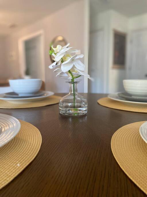 Sunrise Experience W/King Size Bed & Pet Friendly Villa Roswell Exterior photo