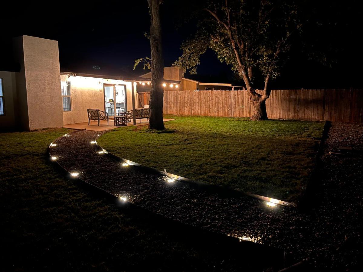 Sunrise Experience W/King Size Bed & Pet Friendly Villa Roswell Exterior photo