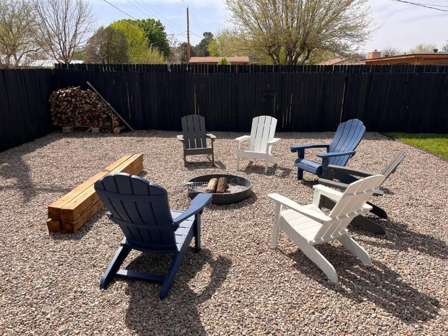 Sunrise Experience W/King Size Bed & Pet Friendly Villa Roswell Exterior photo